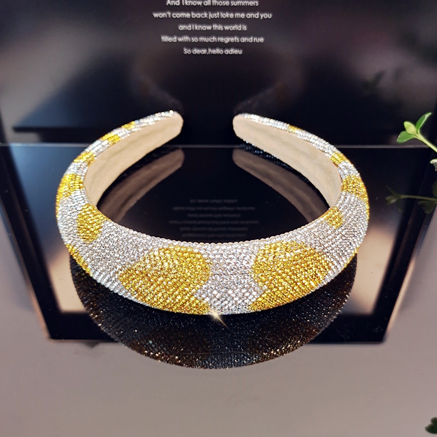 Wholesale High Skull Crown Sparkling Colored Rhinestone Headband